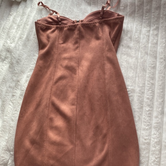 Medium dusty pink zip up dress - Picture 4 of 4